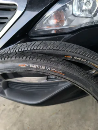 Pneus CST Traveller Cidade 26x1.5.