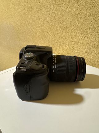 Cámara Sony Alpha 100 + Objetivo Sigma 18-200