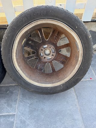 Se vende juego de 4 Llantas Nervasport