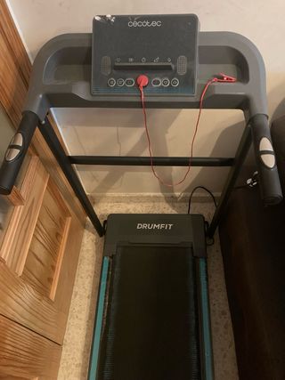Cinta de andar eléctrica Cecotec Drumfit
