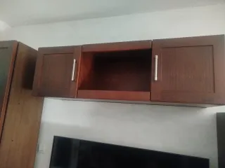 Muebles salónTV y estanterías madera+ maletín deco