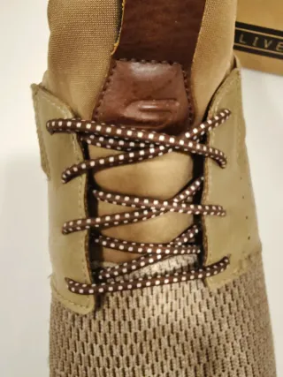 Skechers beige y marrón