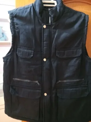 Chaleco negro hombre