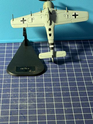 Maqueta Avión Combate FW-190 A