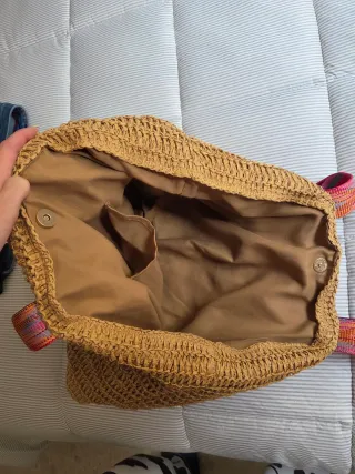 Bolso de playa de rafia con asas de colores