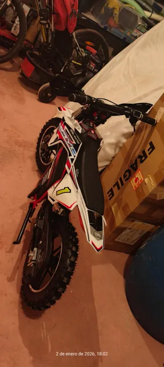 Moto infantil Rebel Master 1