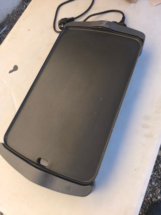 Plancha Eléctrica Jata 2000W