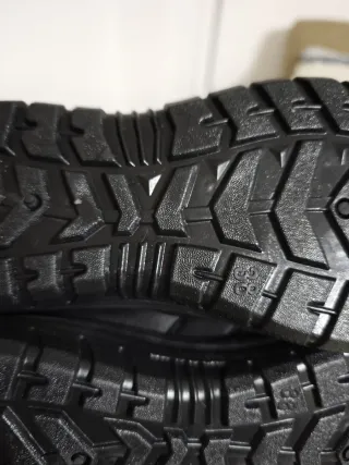 Zapatillas deportivas negras con forro