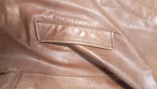 Chaqueta de cuero marrón