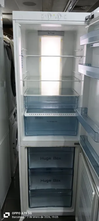 Nevera Combi Haier Blanca No Frost energía A+