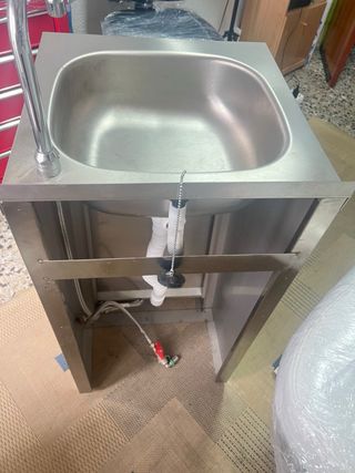 Lavamanos de pedal en acero inoxidable