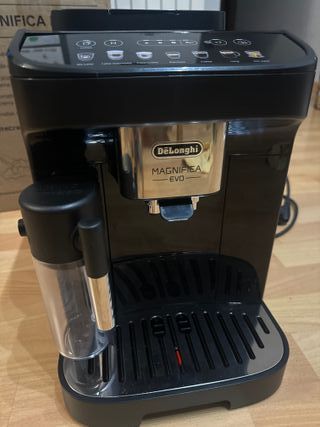 Cafetera Delonghi Magnifica Evo