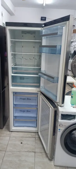 Nevera Combi Acero Inoxidable No Frost energía A+