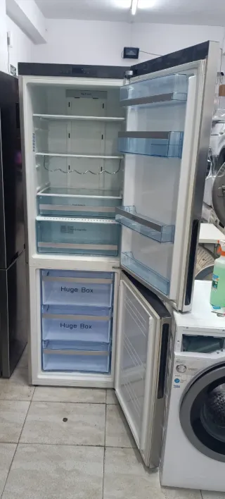 Nevera Combi Acero Inoxidable No Frost energía A+