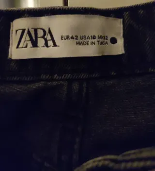 Pantalón cargo vaquero Zara negro