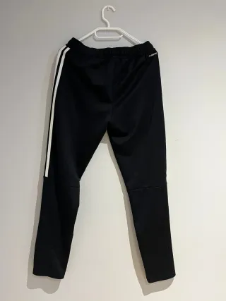 Pantalón chándal Adidas negro