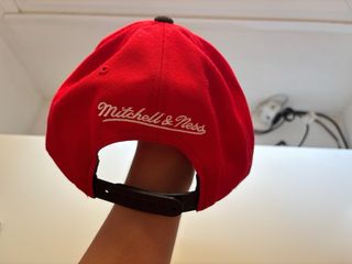 Gorra Chicago Bulls Roja y Negra Original Año 2014