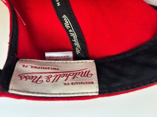 Gorra Chicago Bulls Roja y Negra Original Año 2014