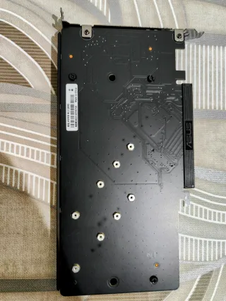 ASUS ROG Strix Z690-E Gaming WiFi Scheda Madre