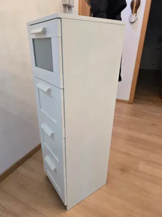 Cómoda Brimnes Ikea