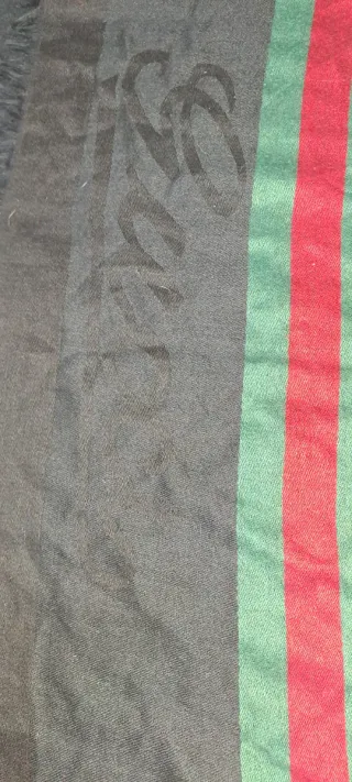 Foulard Gucci nero con strisce