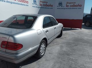 144870 faro derecho mercedes benz clase e 22429841
