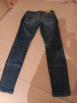 Pantalón vaquero Hollister chica azul
