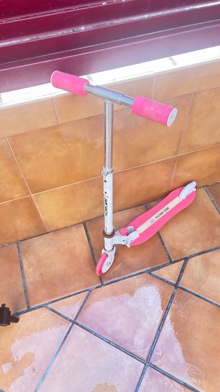 Patinete infantil rosa HOMCOM.