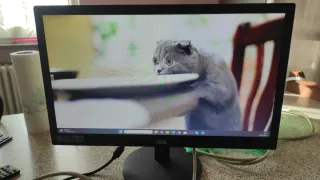 Monitor AOC E2070Swn 1600x900