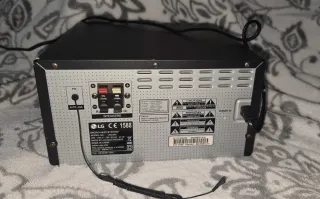 Cadena de música LG CM2460 Negra