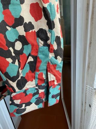 Camisa Levi's RED abstracta + corbata