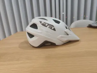 Capacete MTB MET Echo Mips