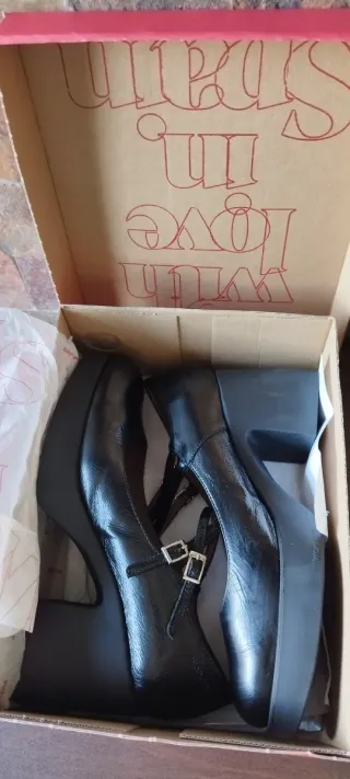 Zapatos Wonders Negros Talla 41