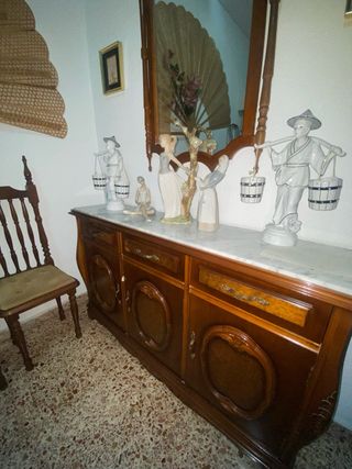 Mueble aparador vintage con espejo