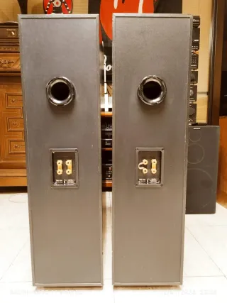 Bowers & Wilkins DM-630i Made in England