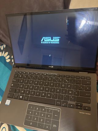 Asus ZenBook Flip 13 UX362F Convertible