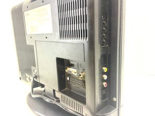 televisor lcd 16” oki v16a