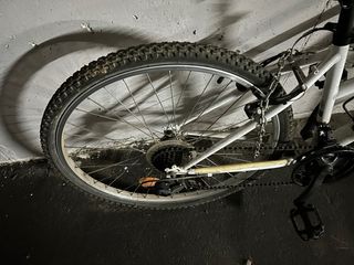 Bicicleta Btwin Rockrider 300 Blanca