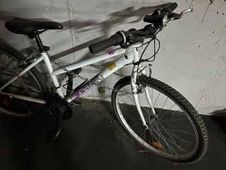 Bicicleta Btwin Rockrider 300 Blanca