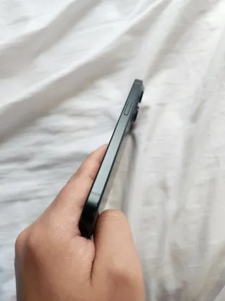 iPhone 15 128GB Batería 100% leer