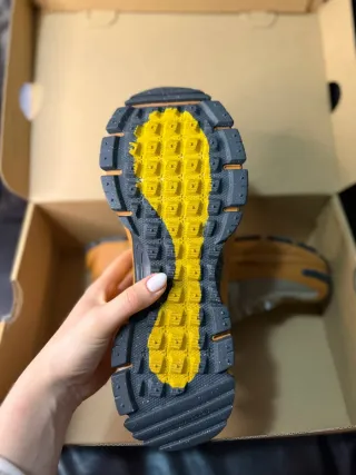 Nike Zoom Vomero Roam Beige/Marrone