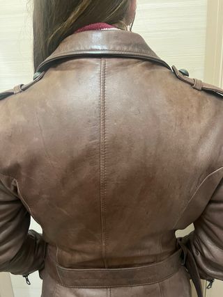 Cappotto in pelle marrone con cintura Tg S