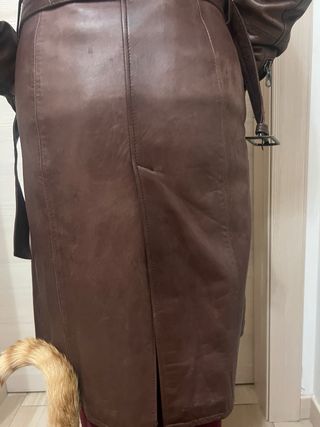 Cappotto in pelle marrone con cintura Tg S