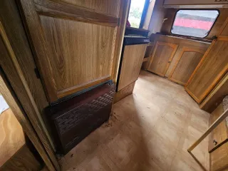 Caravana Roller Aloha 420 con papeles para restaur