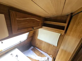 Caravana Roller Aloha 420 con papeles para restaur