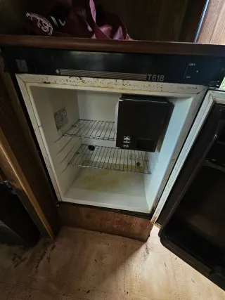 Caravana Roller Aloha 420 con papeles para restaur