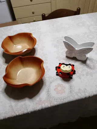 Set 2 Ciotole Arancio e Farfalla Bianca