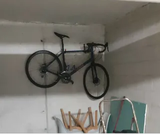 Suportes de garagem em metal