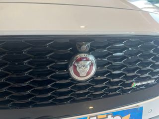 Jaguar E-Pace R-DYNAMIC  P300e HÍBRIDO ENCHUFABLE