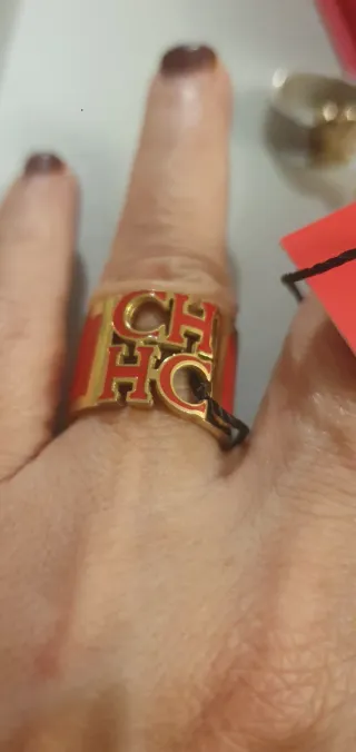 Pendientes y Anillo CH Oro y Rojo